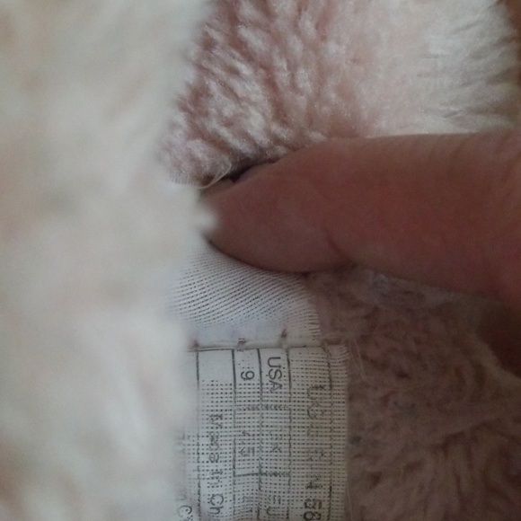 Boots - Picture 4 of 4